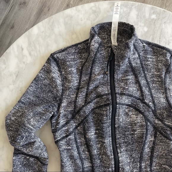 Lululemon Define Jacket NWOT - Picture 3 of 6